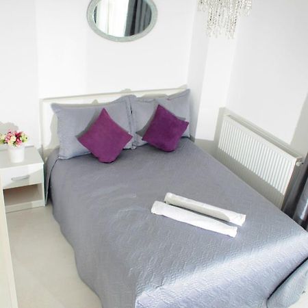 White Luxury Apartment Sibiu Eksteriør bilde