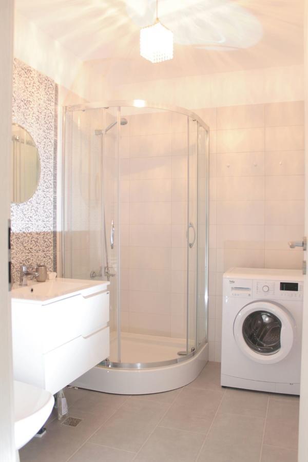 White Luxury Apartment Sibiu Eksteriør bilde