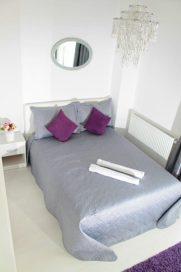 White Luxury Apartment Sibiu Eksteriør bilde